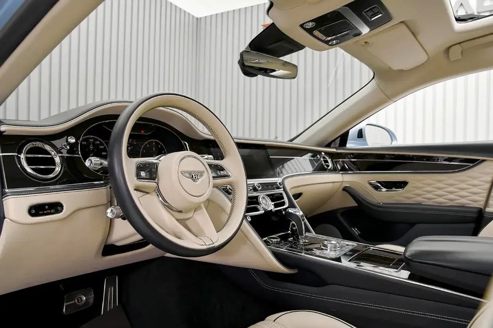 BENTLEY FLYING SPUR W12, 2021, GCC, DEALER WARRANTY, EXCELLENT CONDITION - Image 9