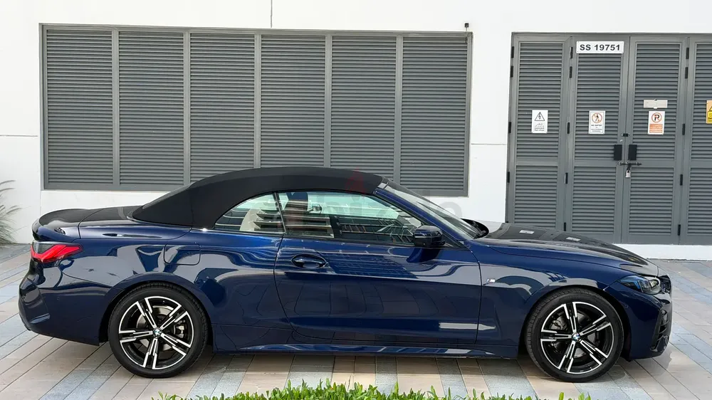 Bmw 420M 2025 convertible Under WarrantyService Contract till 200K-KM From Agency - Image 10