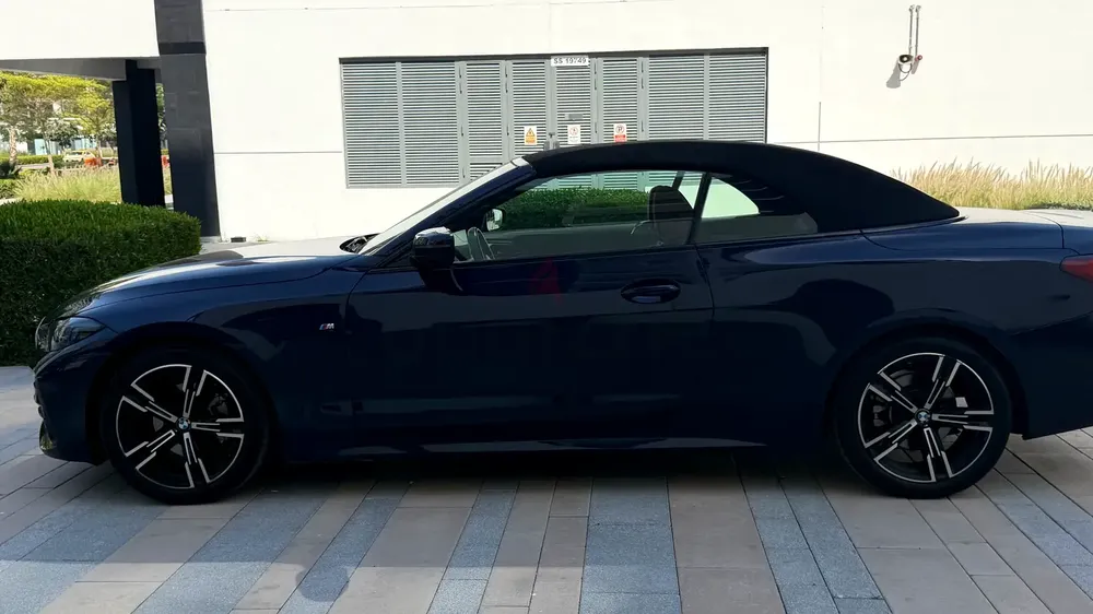 Bmw 420M 2025 convertible Under WarrantyService Contract till 200K-KM From Agency - Image 9