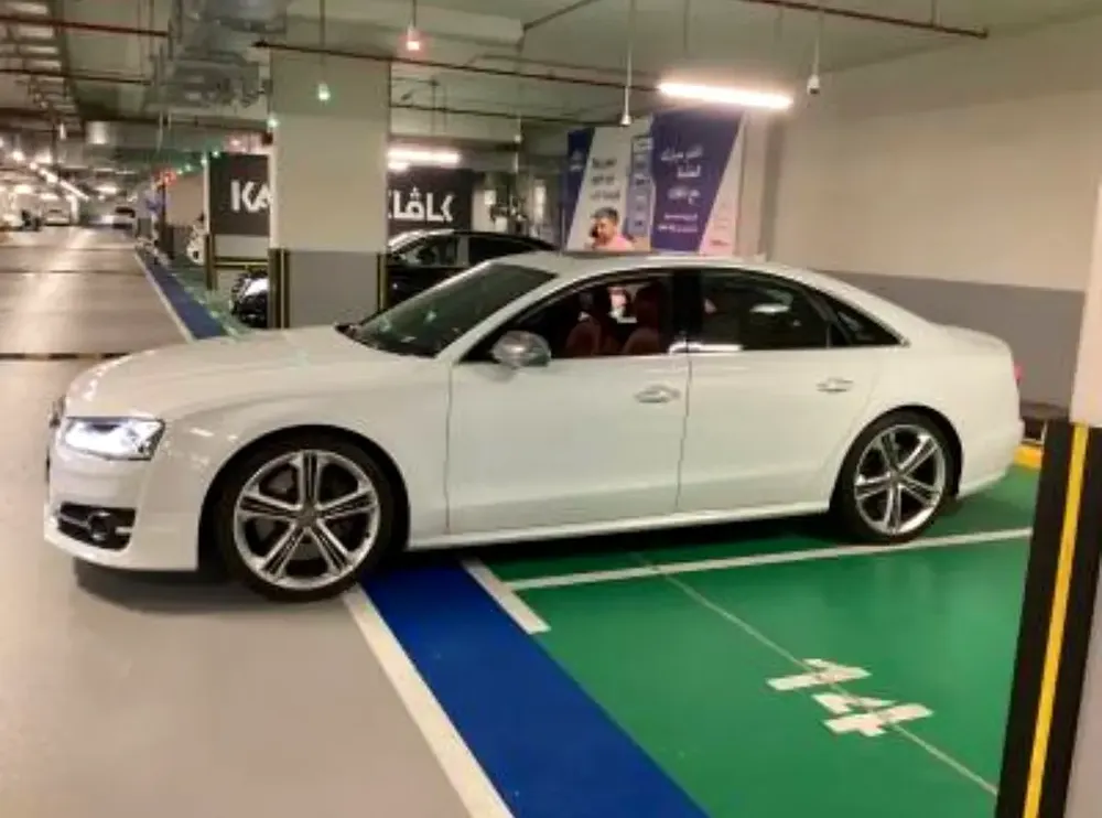 Audi S8 2015 4.0 TFSI quattro Tiptronic GCC Specs - Image 6