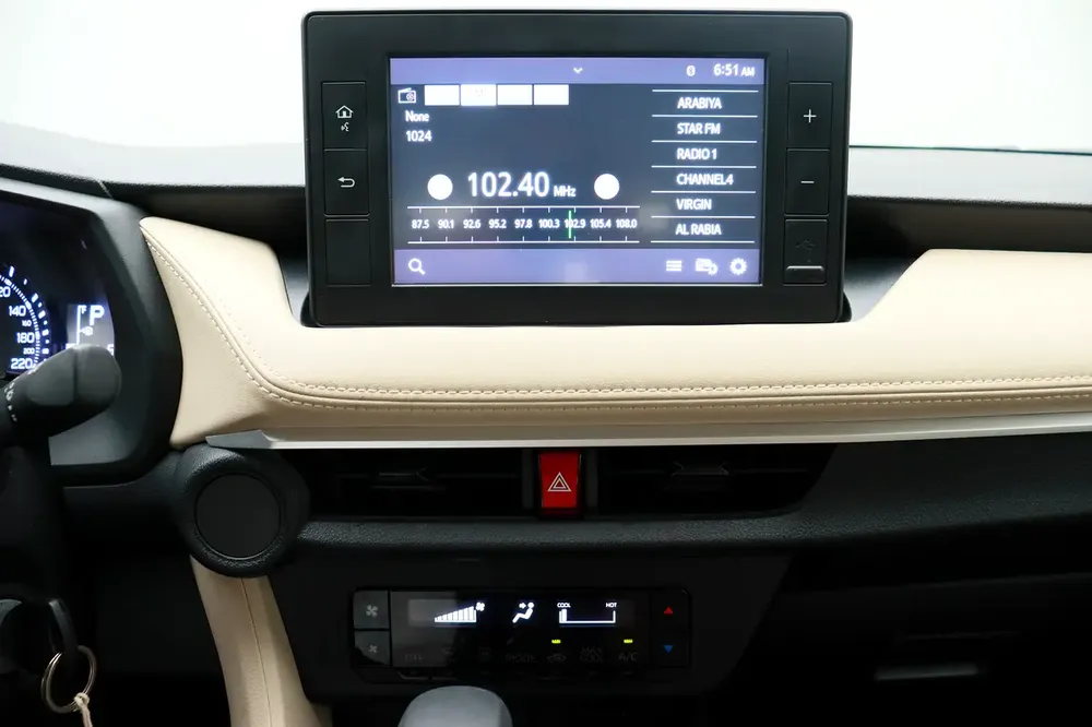 **NOVEMBER OFFER** TOYOTA YARIS SEDAN SDN P 1.5L CVT E RA - Image 9