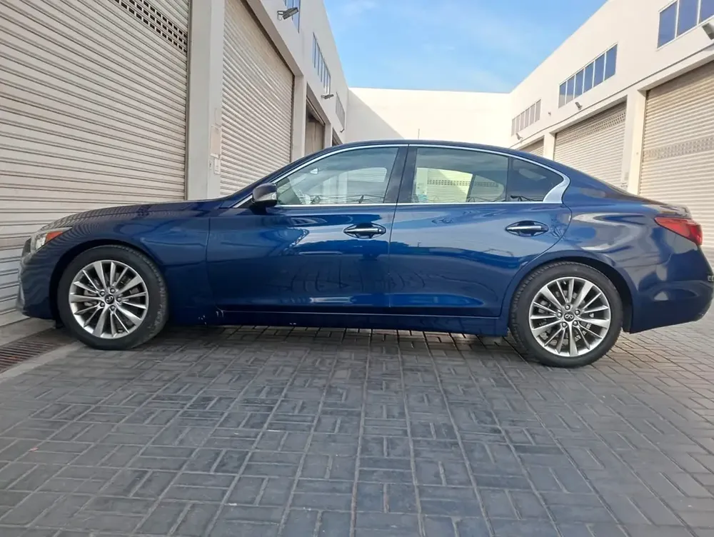Infiniti Q 50 2023 full service history accident free single owner - Image 8