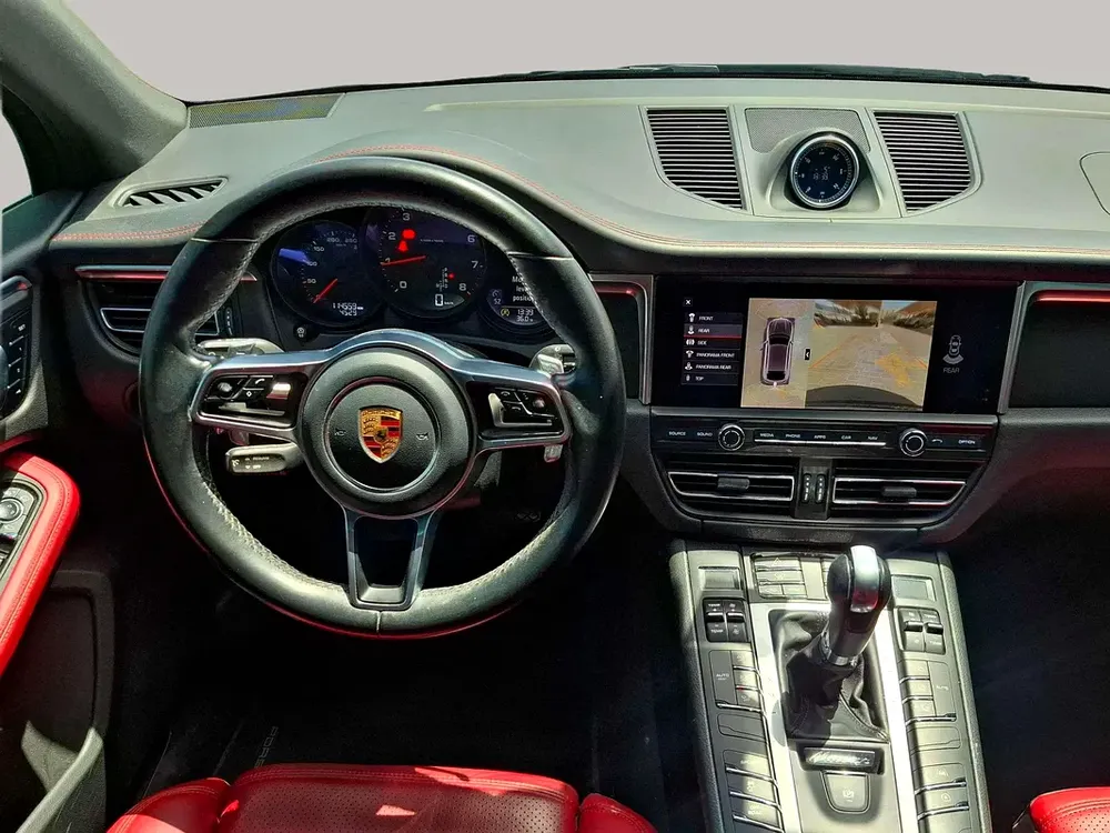 AED 1824/month | 2020 Porsche Macan  | GCC Specs | Ref#461750 - Image 10
