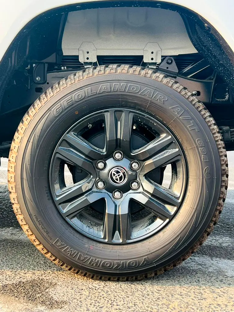 Toyota Hilux 2.4 FULL OPTION 2026 - Image 6