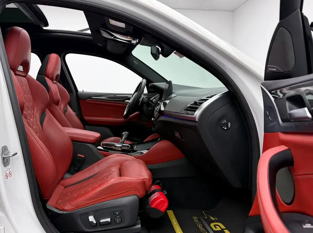 2022 BMW X4M Competition, 2027 BMW Warranty + Service Pack, Full BMW Service History, GCC - Image 9