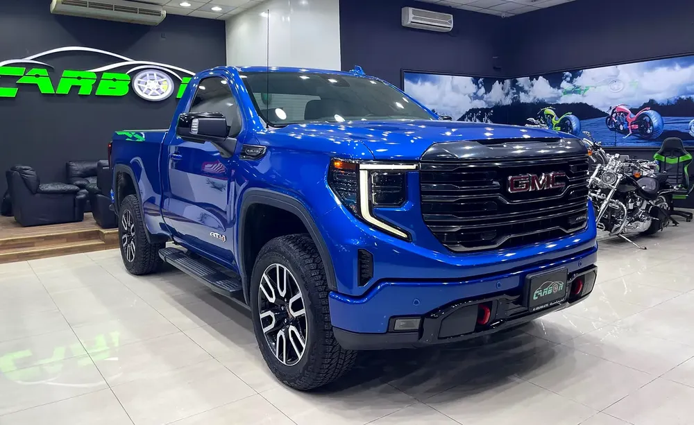 GMC Sierra 1500 AT4 2022 - GCC Specs - UNDER WARRANTY AND SERVICE FROM AGENCY - Image 4