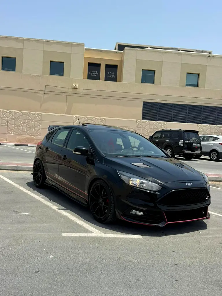 Ford Focus ST 2016 - Image 15