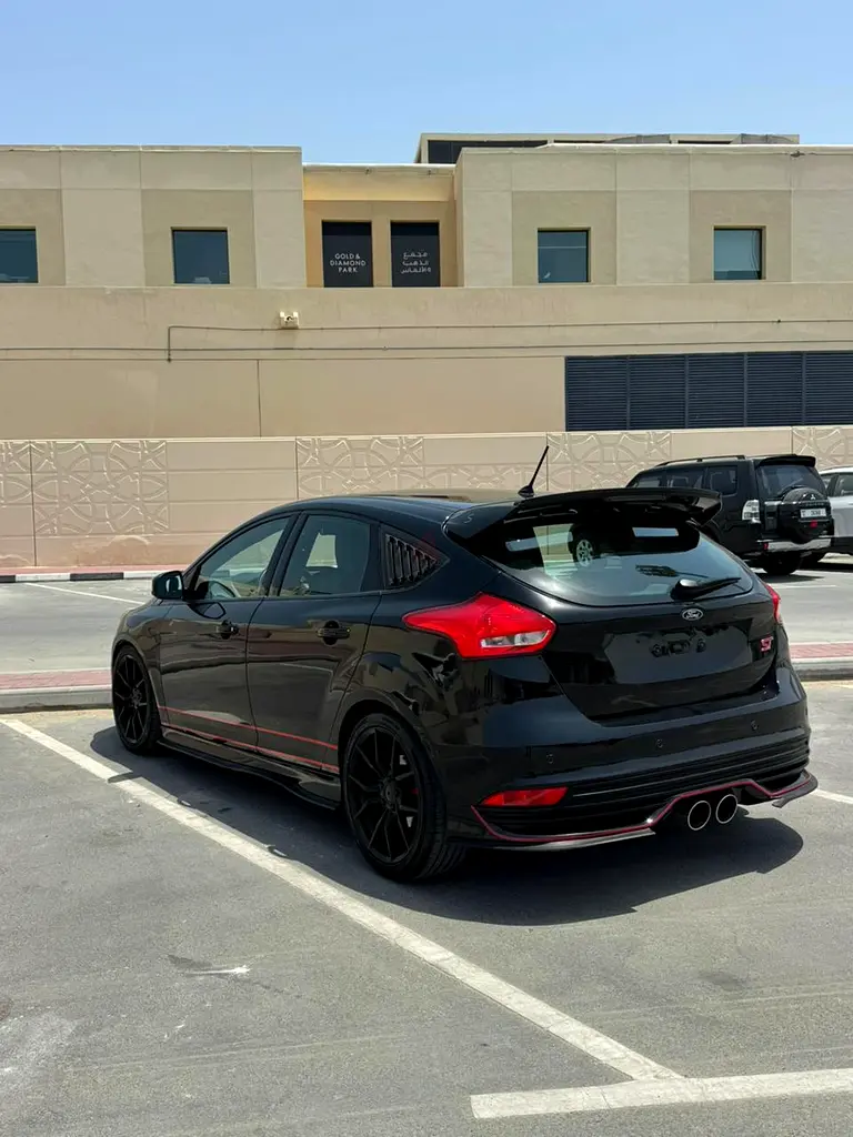 Ford Focus ST 2016 - Image 5