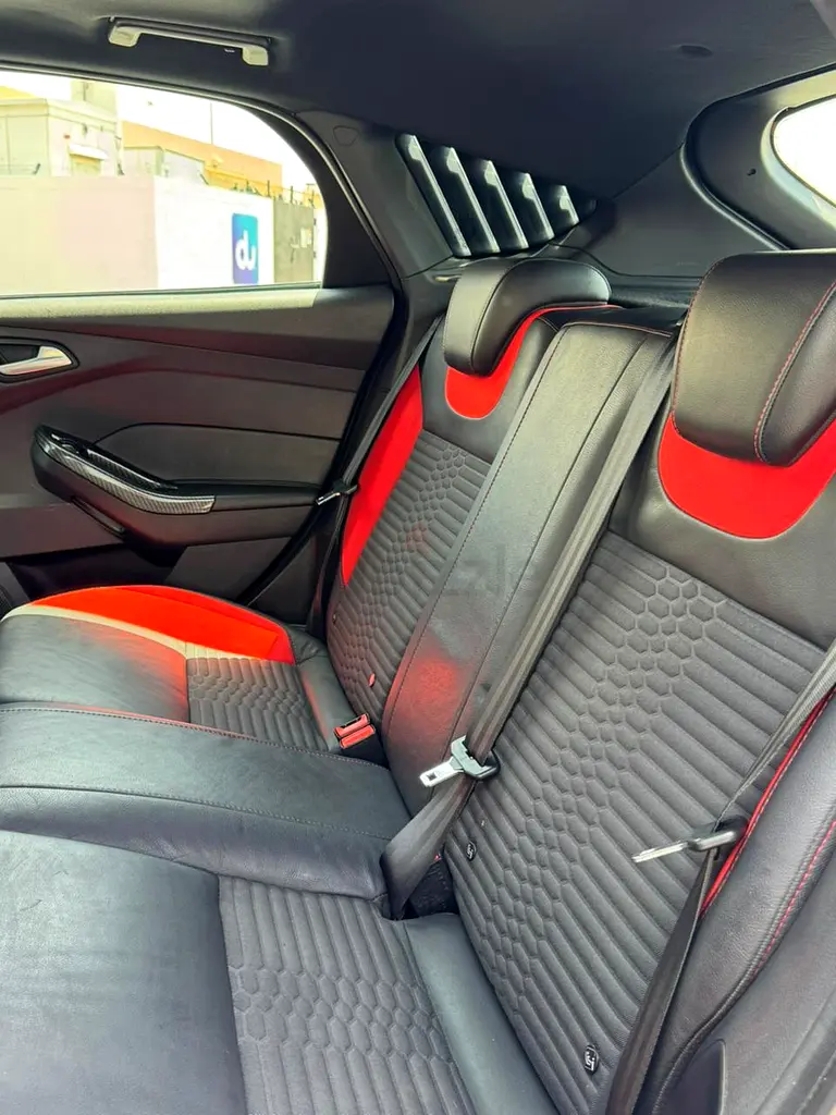 Ford Focus ST 2016 - Image 7