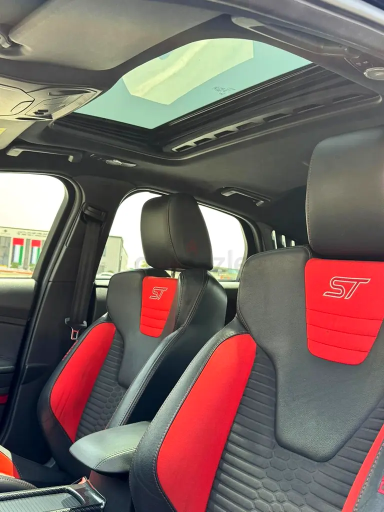 Ford Focus ST 2016 - Image 9