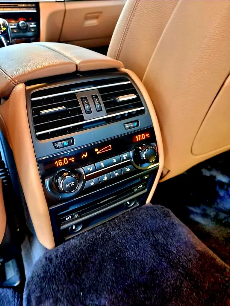 BMW 7-Series 750Li Luxury 2013 GCC Specs - Image 10
