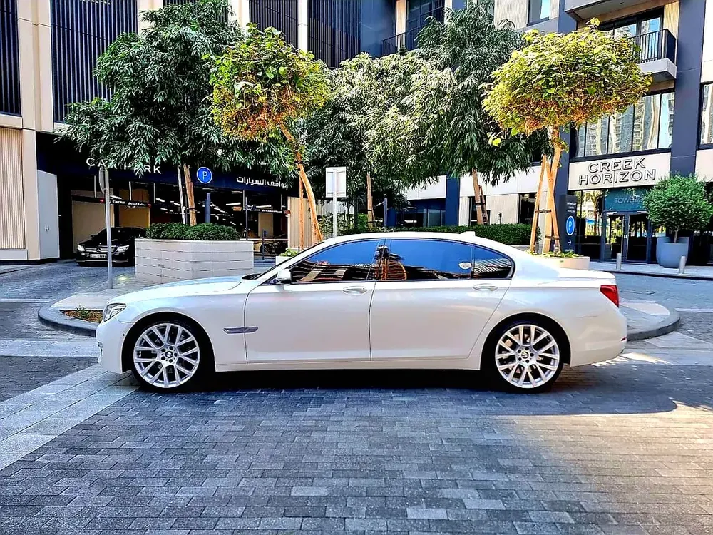 BMW 7-Series 750Li Luxury 2013 GCC Specs - Image 4