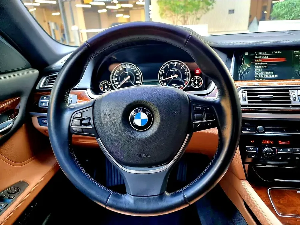 BMW 7-Series 750Li Luxury 2013 GCC Specs - Image 9