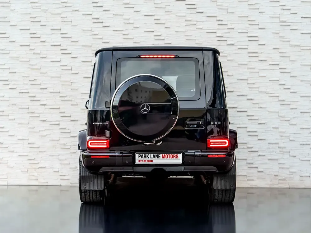 0% DOWN PAYMENT | FAMILY POWER UPGRADE | G63 | HUGE PRICE DROP - Image 4