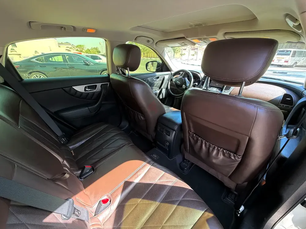 INFINITE Qx70 Dubai - Image 6