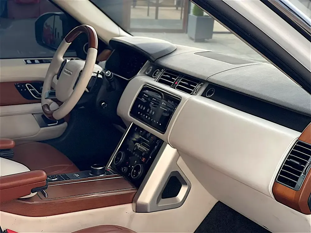 AED 2,064 P.M Pristine 2019 Range Rover HSE V6 | GCC Specs | Low Mileage - Image 15
