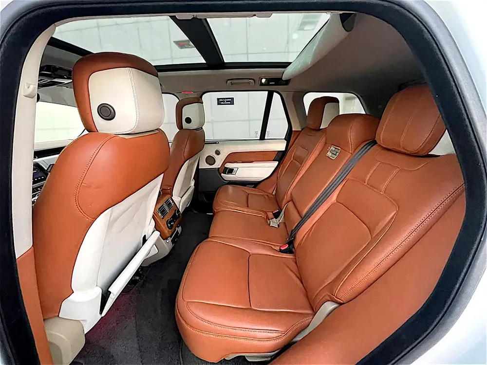 AED 2,064 P.M Pristine 2019 Range Rover HSE V6 | GCC Specs | Low Mileage - Image 20