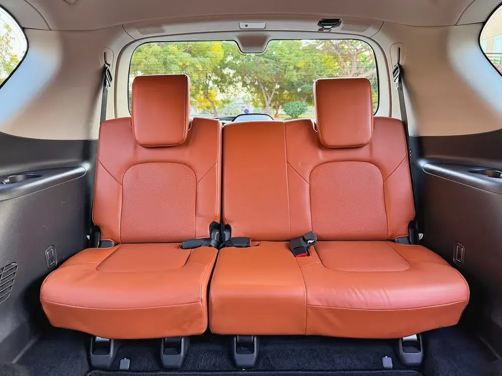 5 PCS NISSAN PATROL SE PLATINUM CITY / ALL GCC WITH SERVICE CONTRACT - Image 10