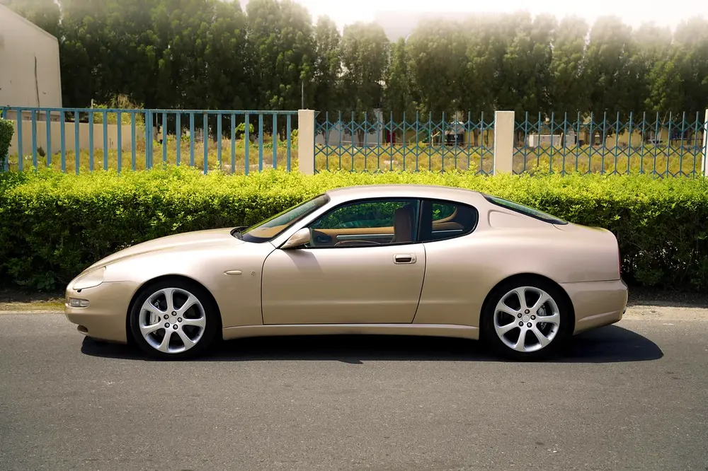 MANUAL 4200 GT GCC / Low Mileage / Very clean car - Image 14