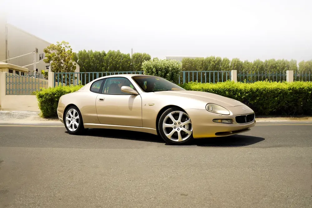 MANUAL 4200 GT GCC / Low Mileage / Very clean car - Image 4