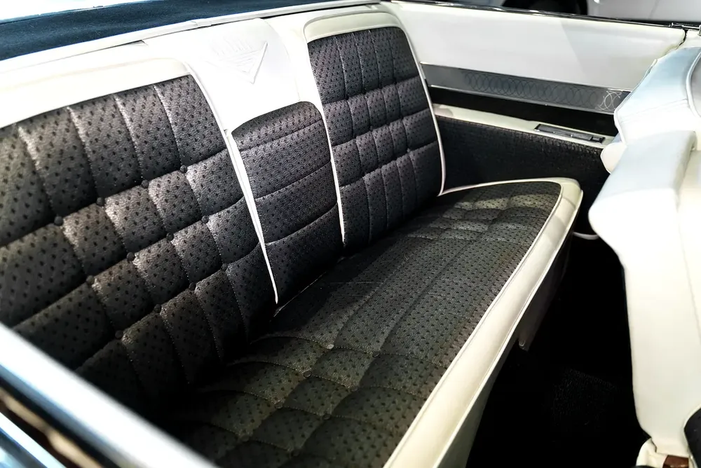1960 Cadillac Coupe DeVille Air Suspension Excellent Condition - Image 7