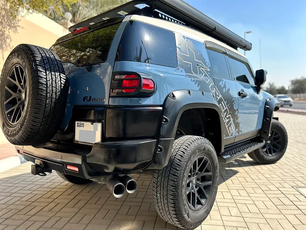 FJ Xtreme | Original Paint | Full Service History - Image 4