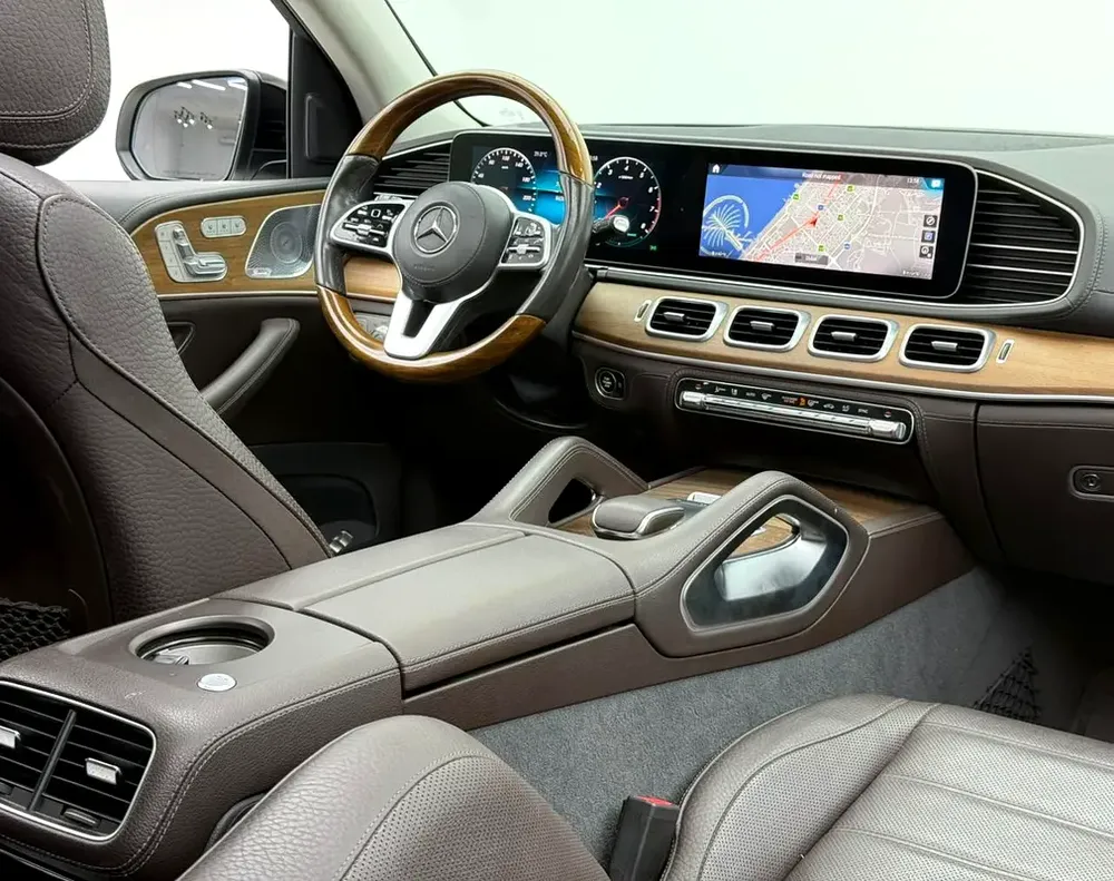 2020 Mercedes Benz GLE450 AMG 4MATIC, 2027 Mercedes Warranty, Full MB Service History, 7 Seater, GCC - Image 11