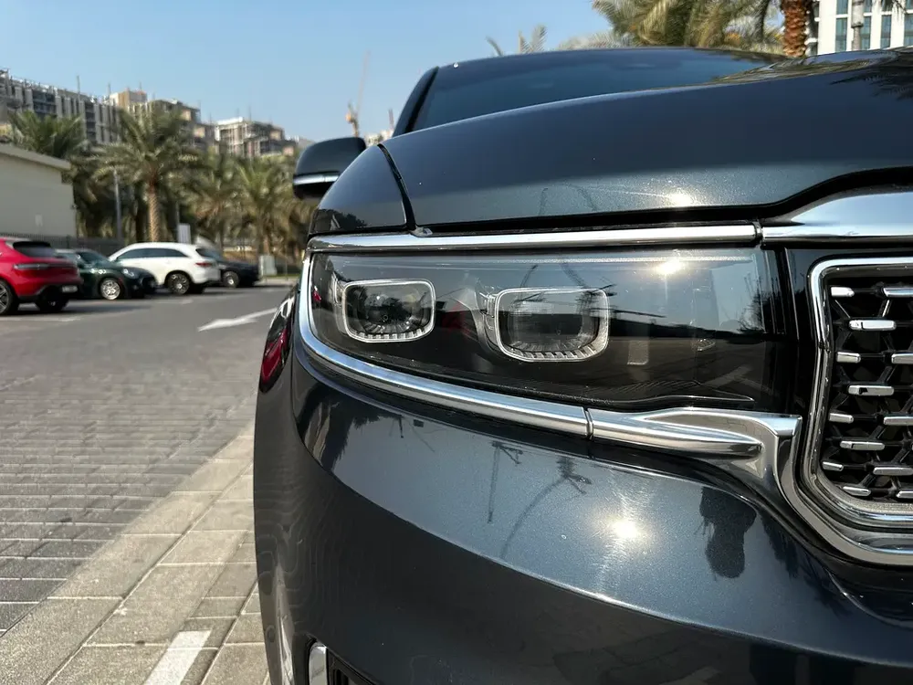 2023 Jeep Grand Wagoneer GCC Specs - Like New - Image 5