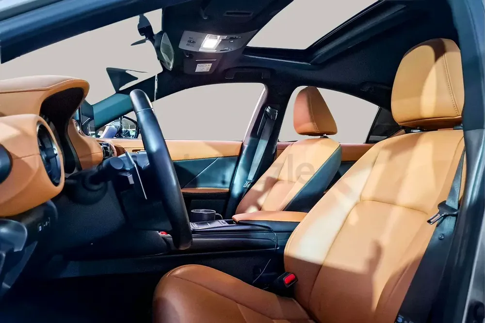 AED 2371/month | 2024 Lexus IS-Series 300 | GCC Specs | Ref#396788 - Image 10