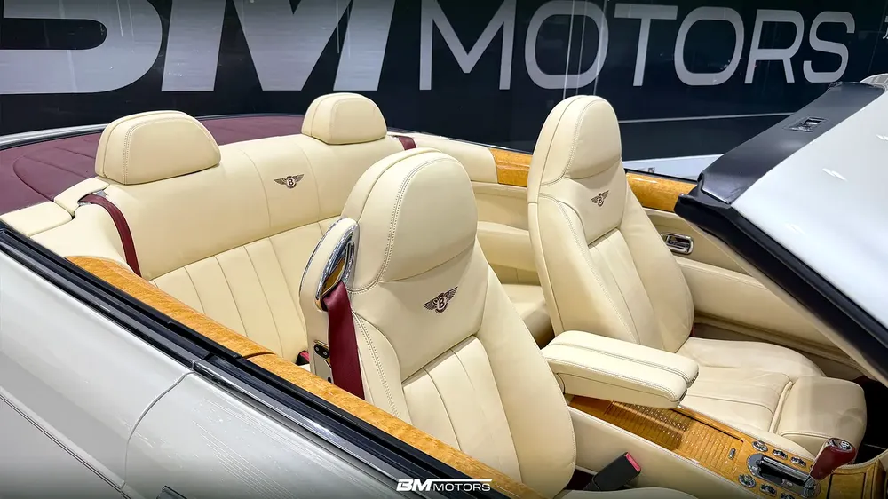 2007 BENTLEY AZURE CONVERTIBLE - Image 14