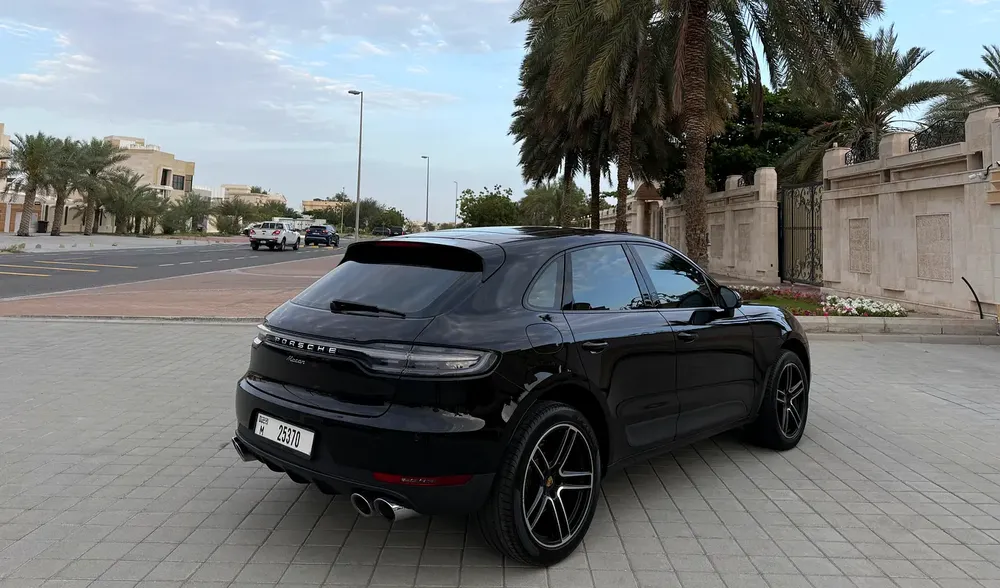 GCC SPECS PORSCHE MACAN UNDER WARRANTY LIKW NEW - Image 7