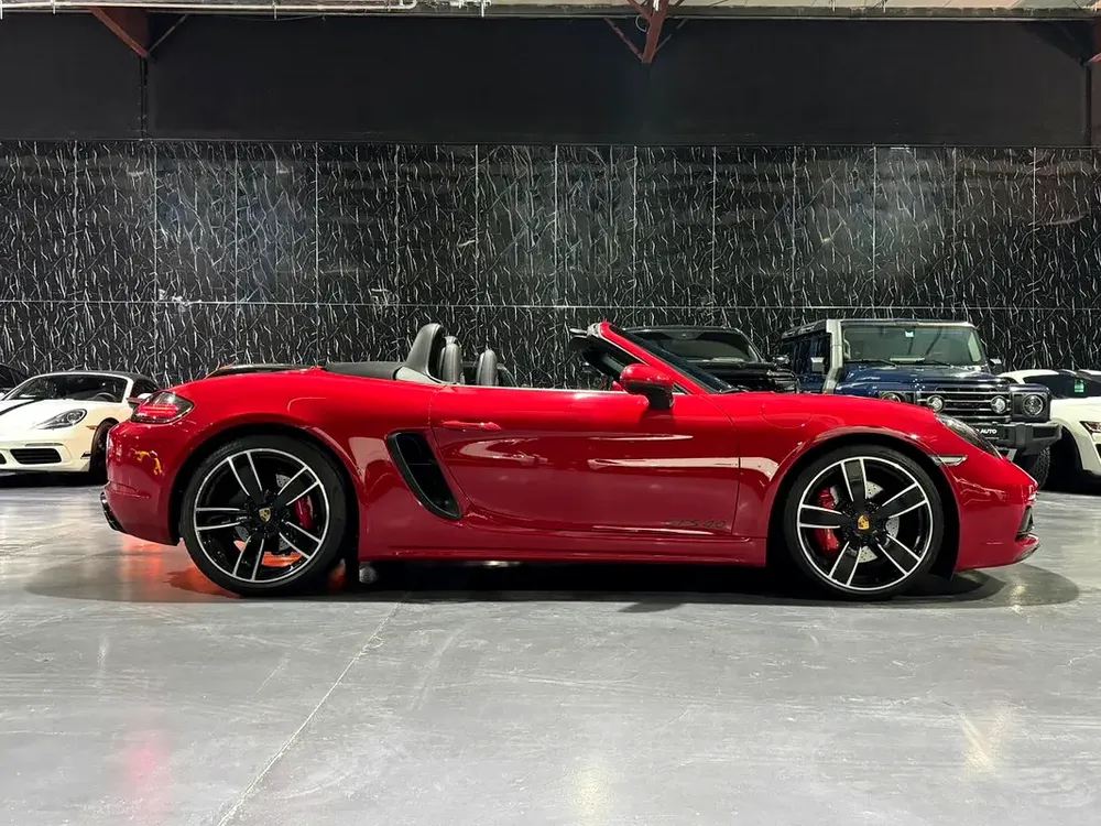 2025 Porsche 718 Boxster GTS  4.0 - GCC Specs,Low Kms,Warranty Till January 2030 - Image 6