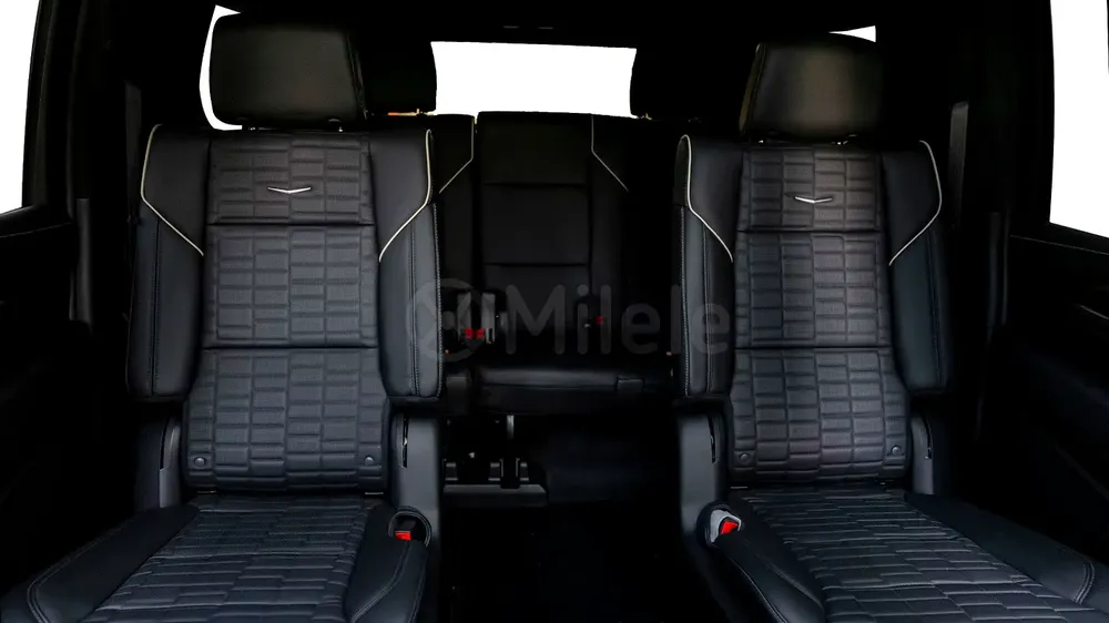 ESCALADE 5TH GEN | 2-YEAR WARRANTY + SERVICE AVAILABLE | IN-HOUSE FINANCING | 0% DOWNPAYMENT (BANK) - Image 18