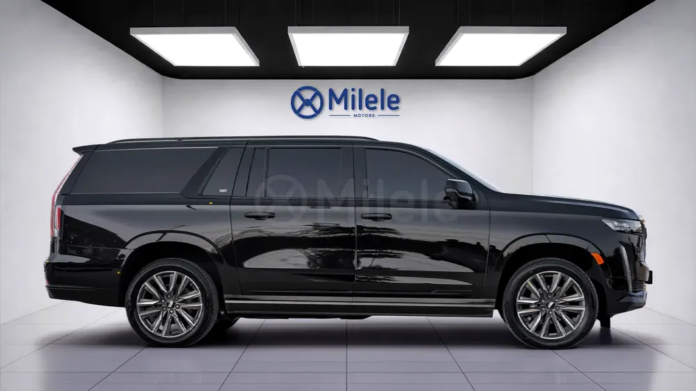 ESCALADE 5TH GEN | 2-YEAR WARRANTY + SERVICE AVAILABLE | IN-HOUSE FINANCING | 0% DOWNPAYMENT (BANK) - Image 4