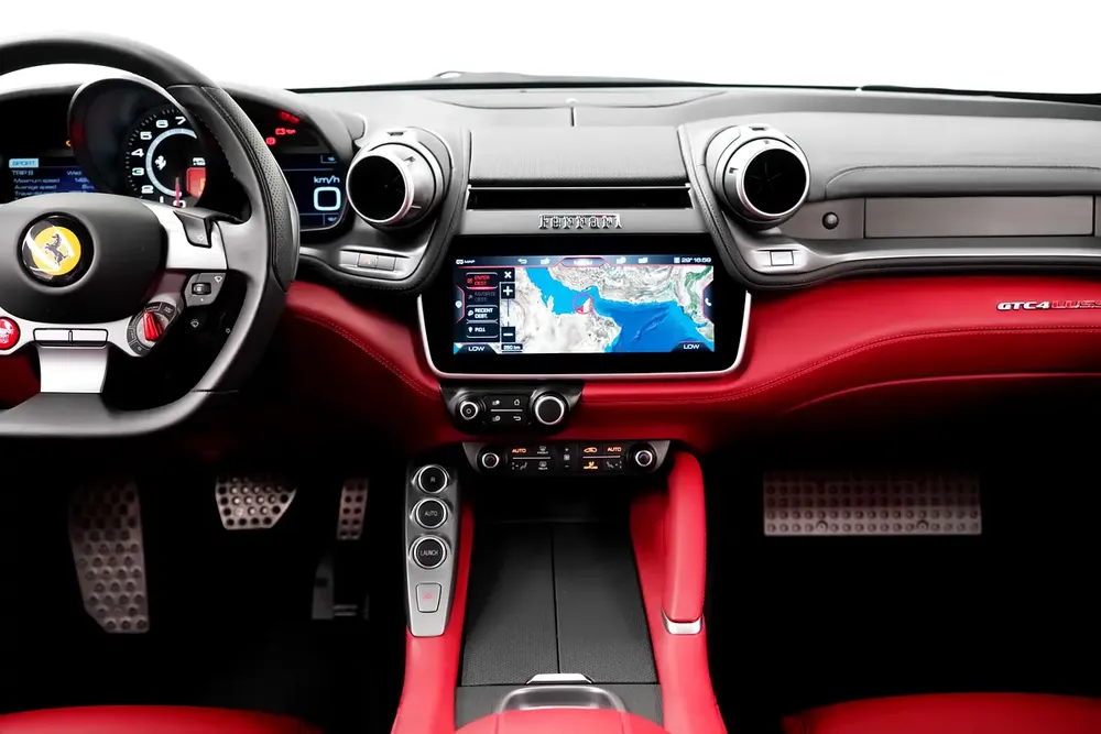 2020 FERRARI GTC4 LUSSO T / V8 - Image 11