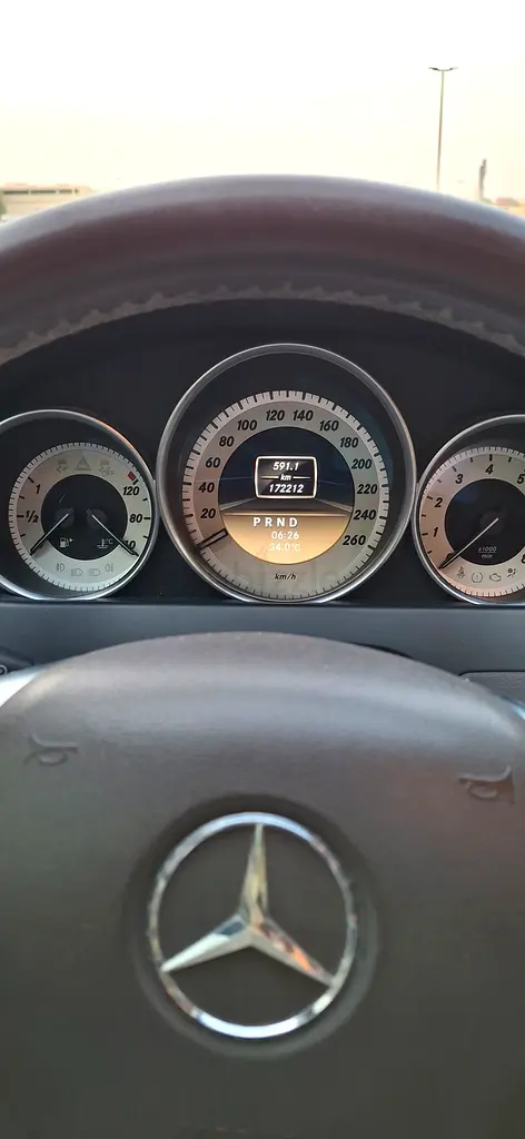 Mercedes-Benz 2012-C200 Elegance GCC Specs - Image 19