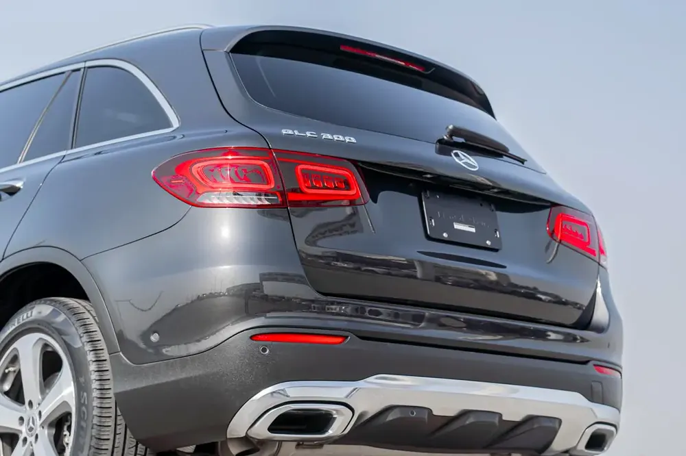 MERCEDES-GLC300 2021 - Image 5