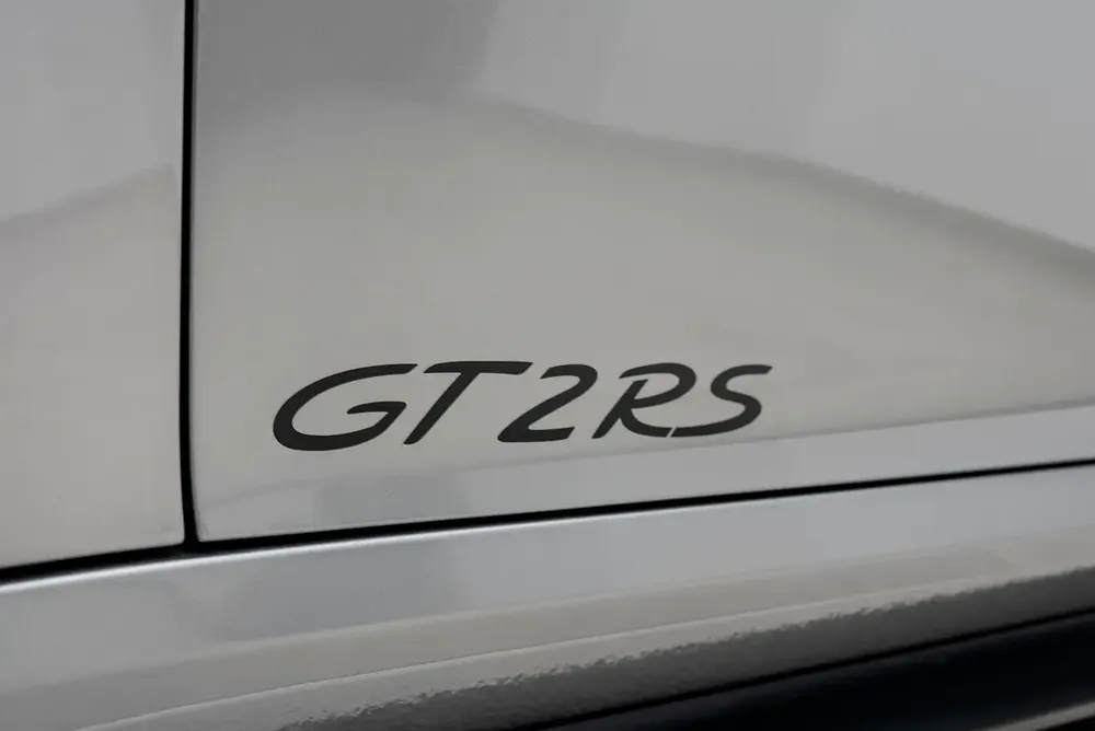 2018 PORSCHE 911 GT2 RS WEISSACH I GCC WITH DEALER WARRANTY - Image 9