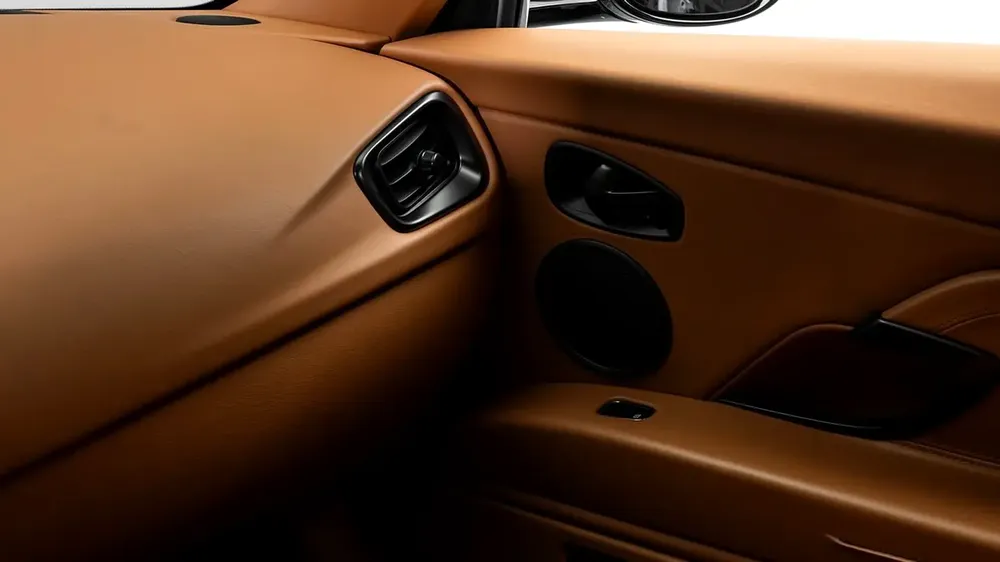Aston Martin DB11 V8 - 2020 - GCC Specs - Image 12