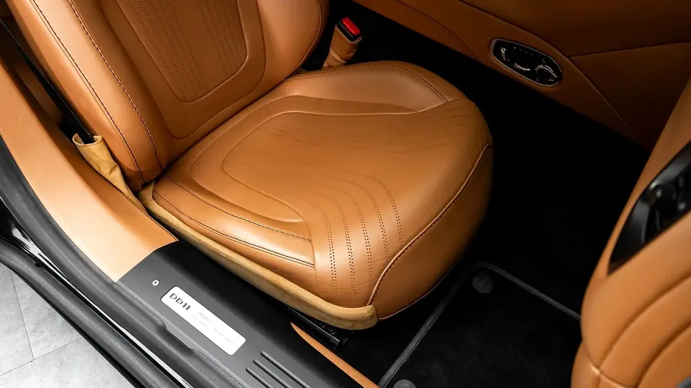 Aston Martin DB11 V8 - 2020 - GCC Specs - Image 14