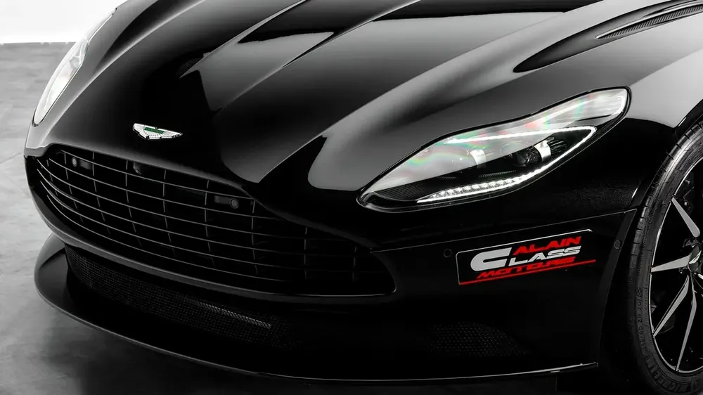 Aston Martin DB11 V8 - 2020 - GCC Specs - Image 5