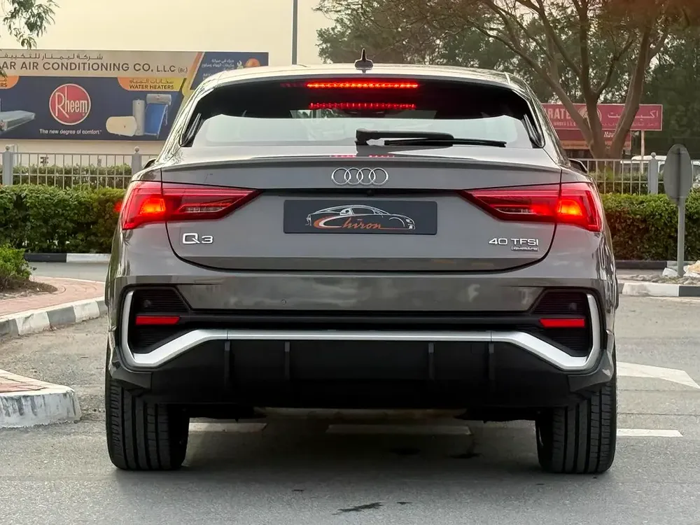 GCC Specs Audi Q3 40 TFSI S-Line 2020 - Full Service History Original Paint Excellent Condition - Image 6