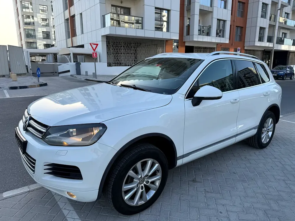 Touarge 2014 original paint perfect condition - Image 11