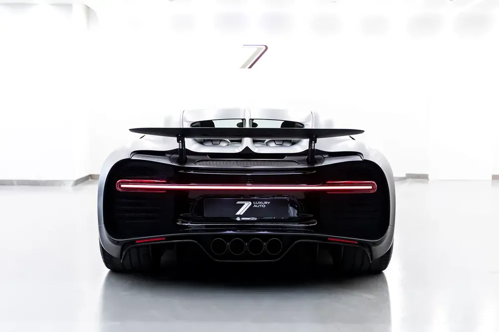 2020 BUGATTI CHIRON SPORTS GCC WITH WARRANTY AND SERVICE HISTORY - Image 6