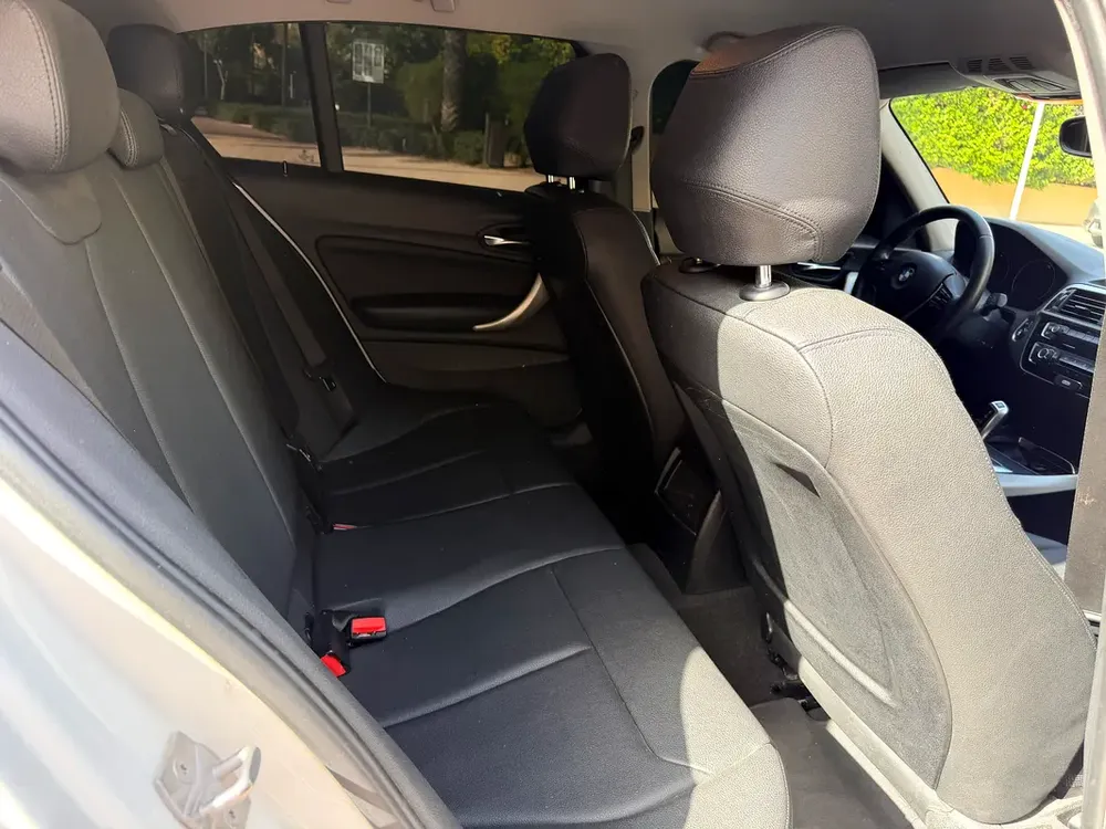 BMW 120i //FULL SERVICE HISTORY BY AGENCY// SUPER CLEAN ((GCC)). - Image 15