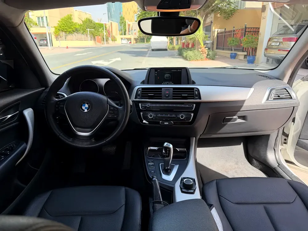 BMW 120i //FULL SERVICE HISTORY BY AGENCY// SUPER CLEAN ((GCC)). - Image 20