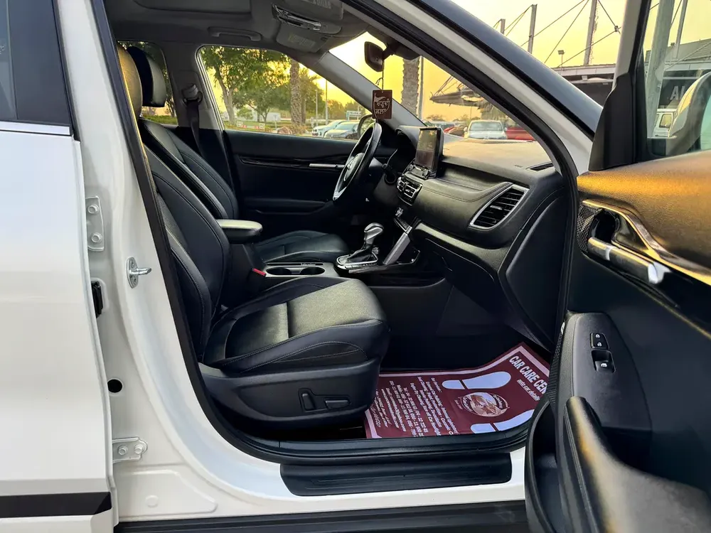 2020 KIA SELTOS LIMITED TURBO 1.6 SUNROOF CANADA SPEC - Image 8