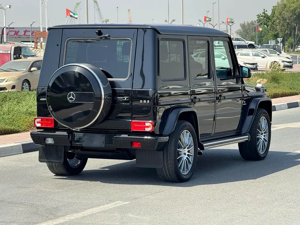Mercedes Benz G63 AMG 2018 61,000km only - Japan Import - Clean Title - Image 5