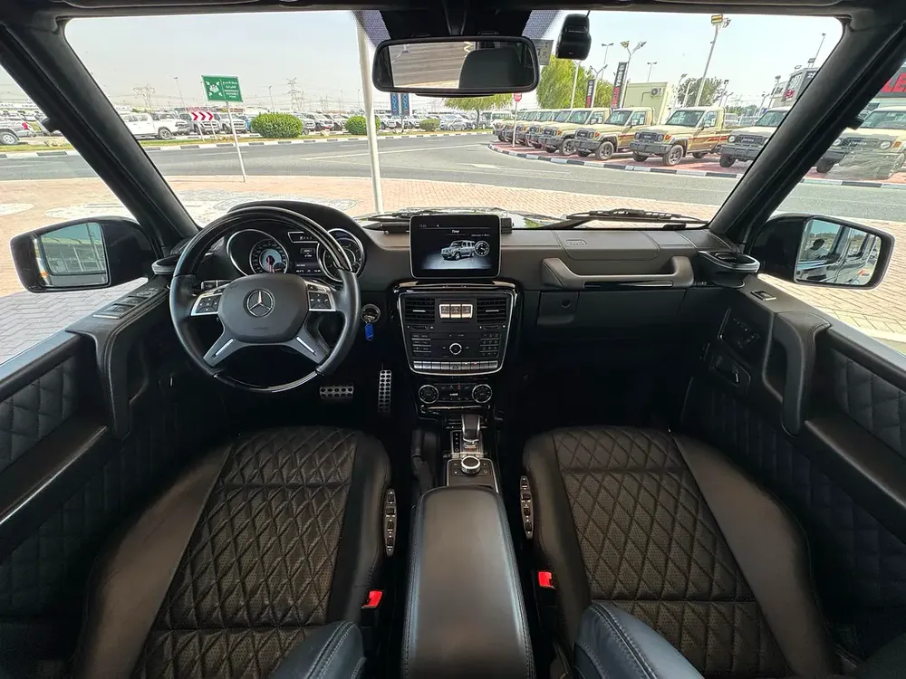 Mercedes Benz G63 AMG 2018 61,000km only - Japan Import - Clean Title - Image 9