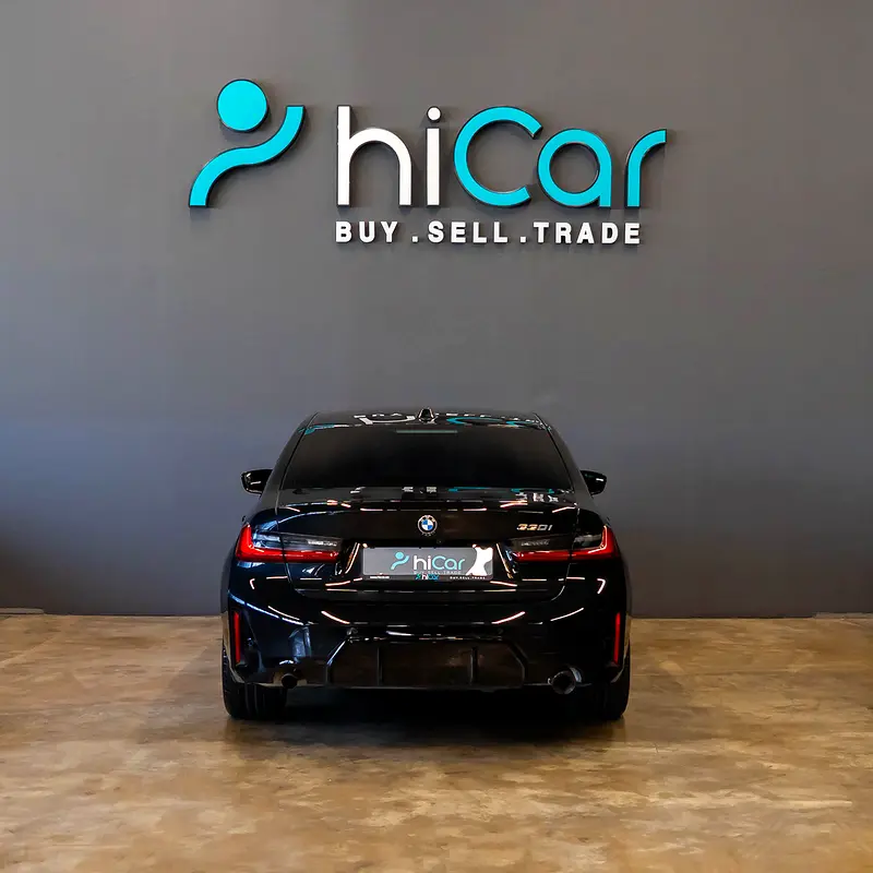 AED 3,161 P.M • 0% Downpayment • BMW 330i M-Sport • Agency Warranty and Service Package - Image 5